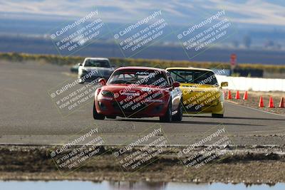 media/Nov-16-2025-CalClub SCCA (Sun) [[2975c16dfc]]/Group 6/Turn 1/